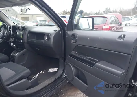 2011 Jeep Patriot Sport z USA, uszkodzony, nr VIN 1J4NF1GB0BD146177